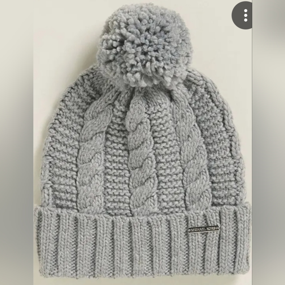 (@)Michael kors ladies beanie pom pom hat with fleece lining